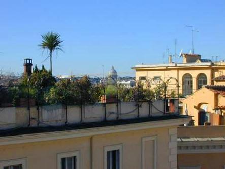 Hotell King i Centrala Rom, mellan Piazza di Spagna och Fontana di Trevi