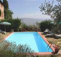 Casa mezzuola L�genheter p� olivg�rd i Chianti