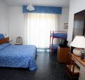 Hotell Rosa vid stranden i Porto San Giorgio, Le Marche
�
