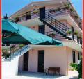 Semesterbost�der i Marina di Modica  